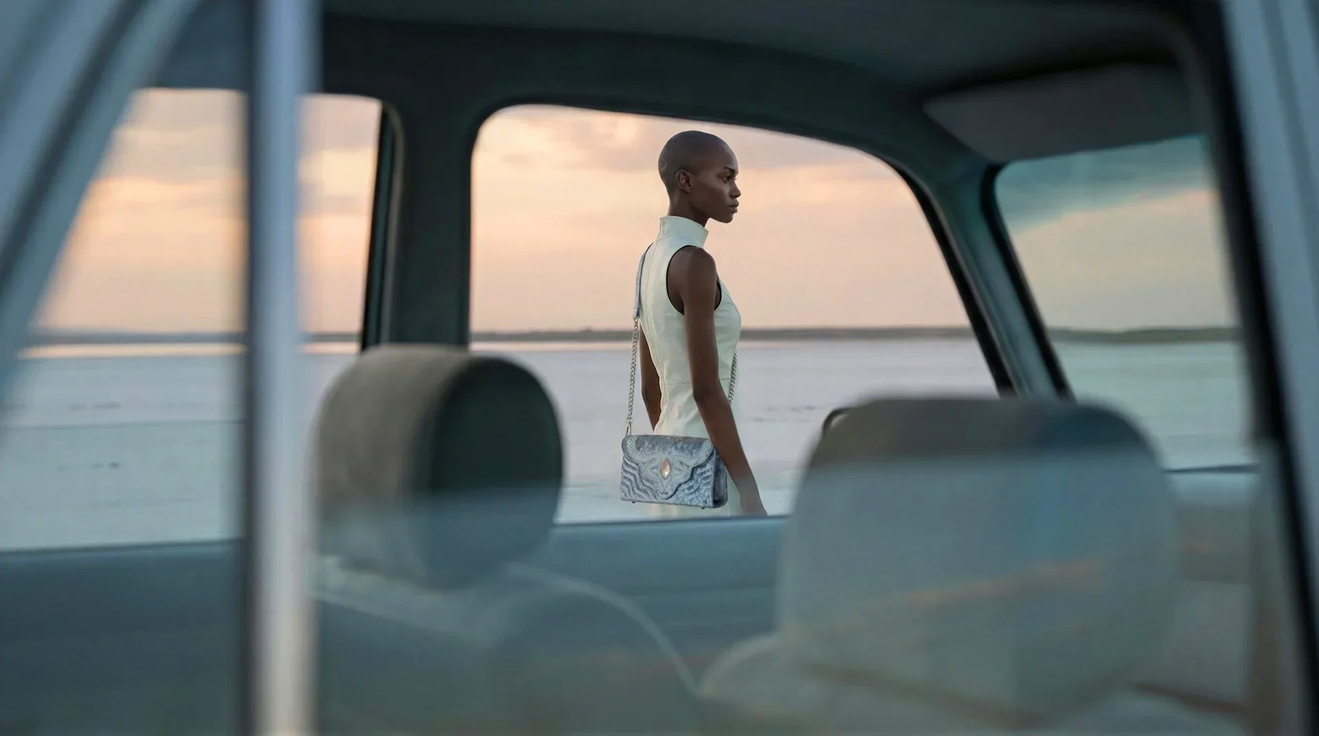 LMS campaign visual, blue bag close-up